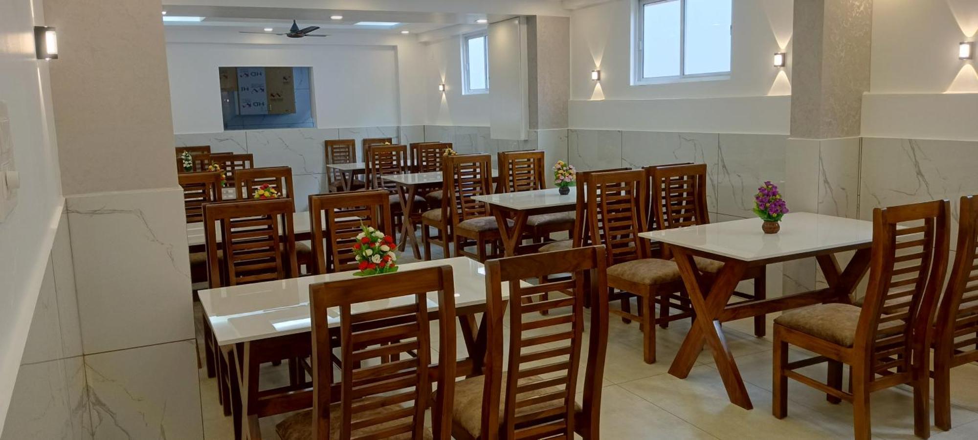 Cochin Airport Hotel Kochi Buitenkant foto