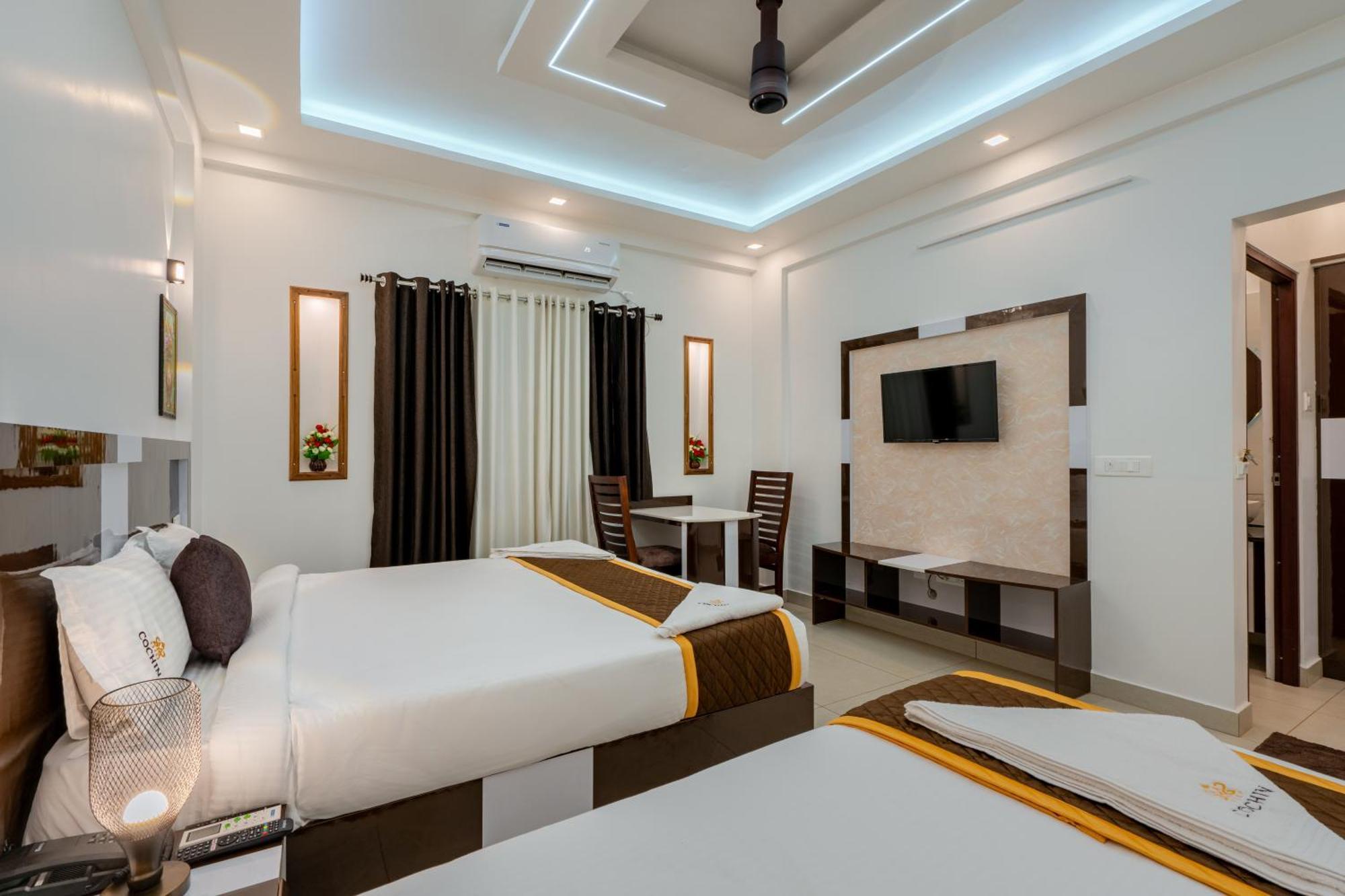 Cochin Airport Hotel Kochi Buitenkant foto